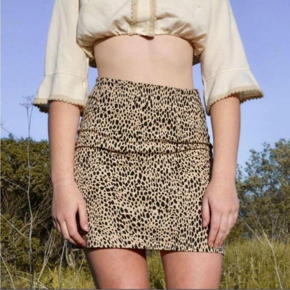 Brandy Melville Phoebe Leopard Skirt